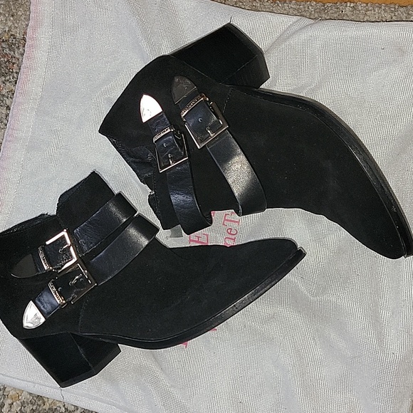 Elaine Turner black suede ankle booties - Picture 2 of 5